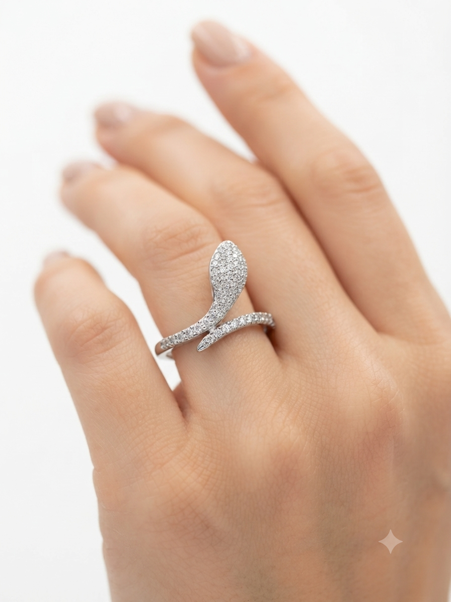 Anillo de Serbiente de Plata